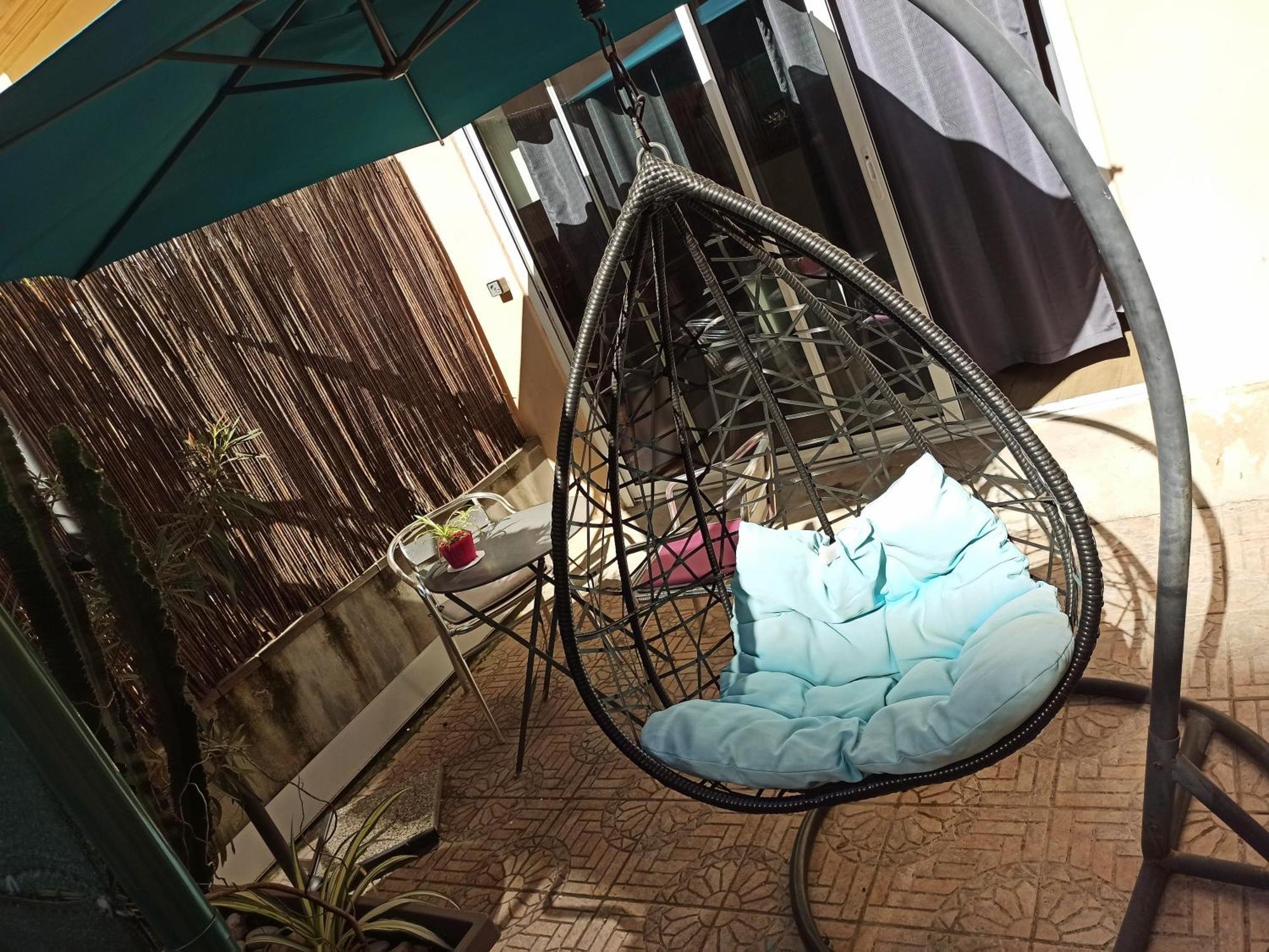 Cosy, Grand Privatif Et Parking Privee Centre Apartment